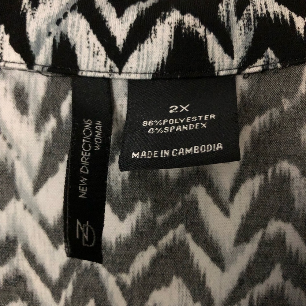 New Directions, Women’s Blouse, Size 2X - Picture 2 of 3